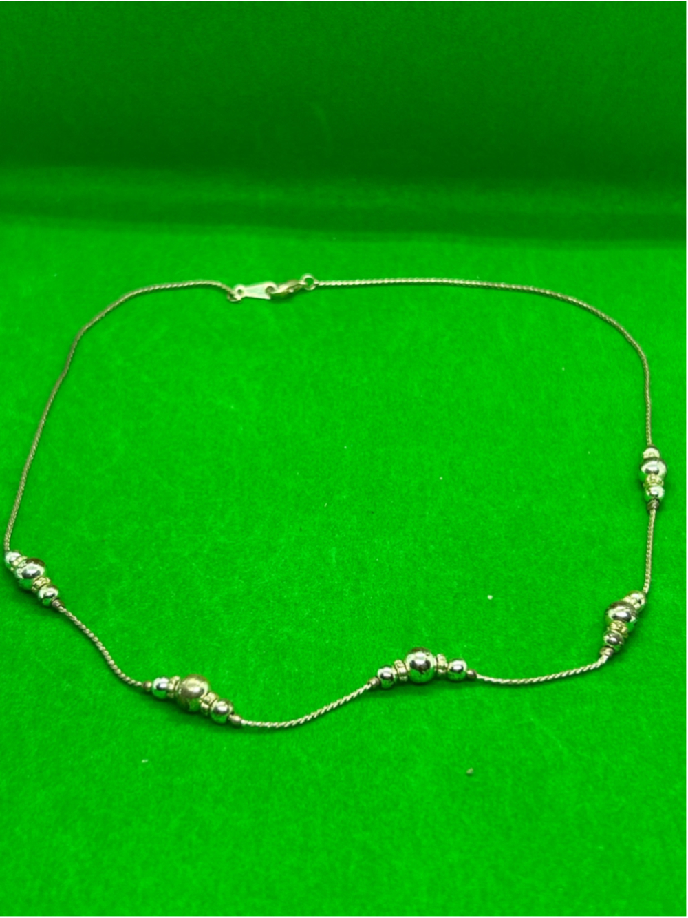 Women's Unbranded Silver Bead Station Necklace One Size